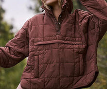 Load image into Gallery viewer, Insulated Quilted Pull Over Jacket