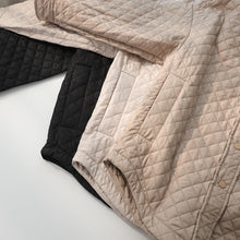 Load image into Gallery viewer, Quilted Lapel Coat